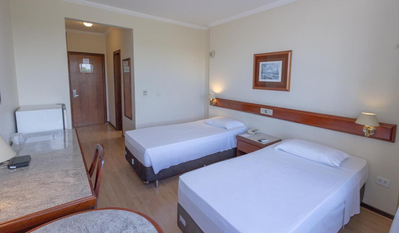 Lizon Hotel 4*